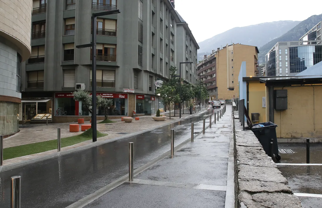 La cònsol major no entén algunes queixes dels comerciants de l’avinguda del Fener.