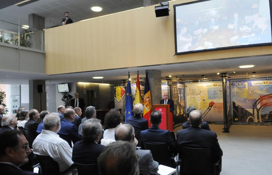 L’ambaixador d’Espanya al Principat, Manuel Montobbio, en un moment del seu discurs en l’acte commemoratiu d’ahir.