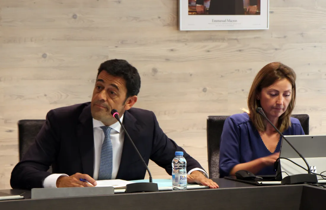 El cònsol major d'Ordino, Josep Àngel Mortés, durant el consell de comú d'aquest dilluns al migdia.