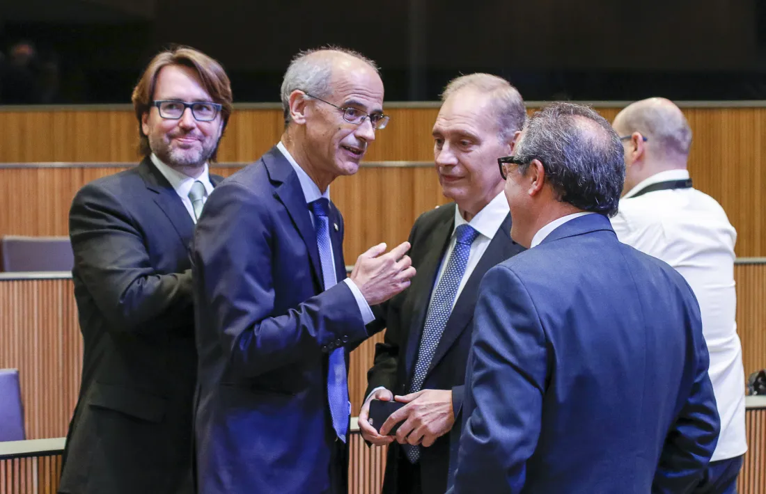 El cap de Govern amb els parlamentaris d’UL-ILM ahir al Consell General.