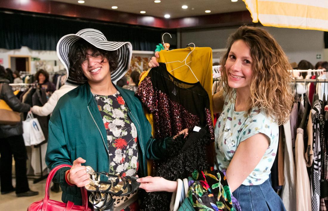  El Vide Dressing ofereix un espai de venda de productes de moda de segona mà per potenciar la reutilització dels productes. 