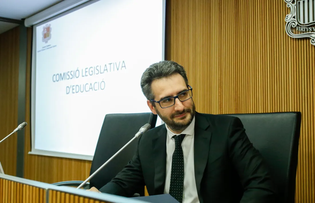 El ministre d’Educació i Ensenyament Superior, Èric Jover, en la compareixença d’ahir davant la comissió legislativa d’Educació.
