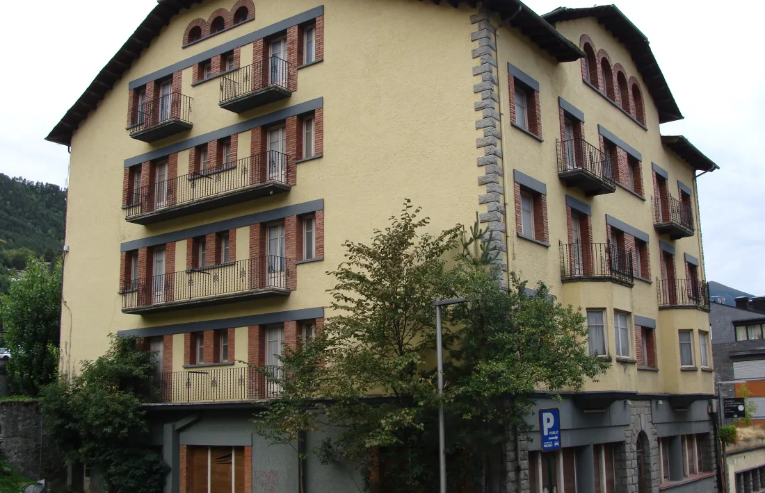 L’edifici de l’hotel Casamanya.