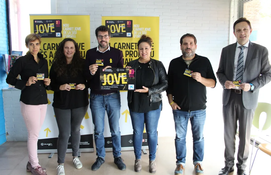 Un moment de la presentació del nou Carnet Jove de la Seu d’Urgell.