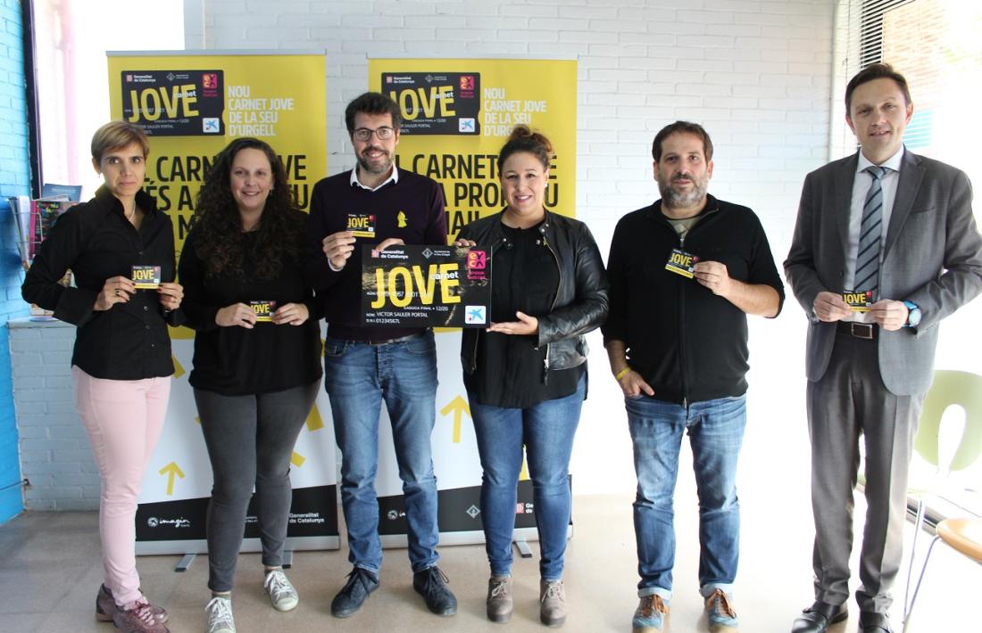 Un moment de la presentació del nou Carnet Jove de la Seu d’Urgell.