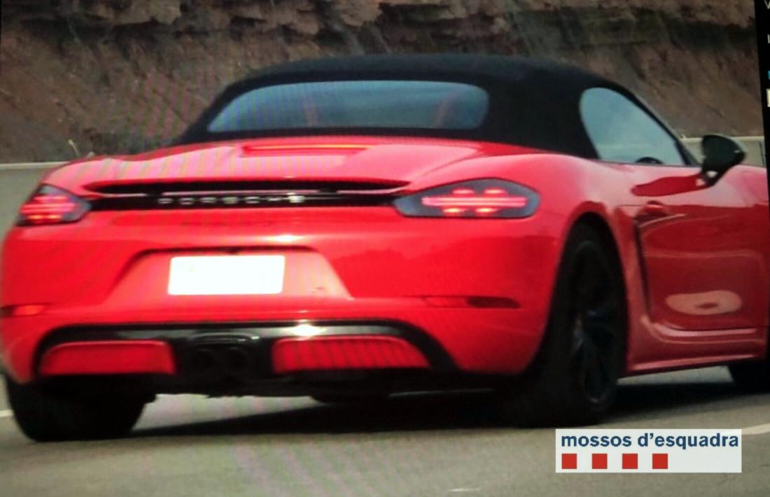 Mossos d'esquadra/ El vehicle denunciat. 