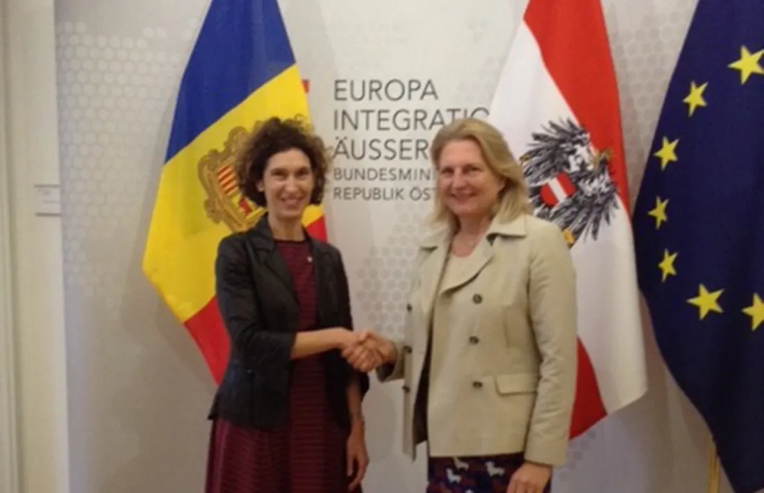 Ubach amb la ministra per Europa, Integració i Afers Exteriors d’Àustria, Karin Kneissl.