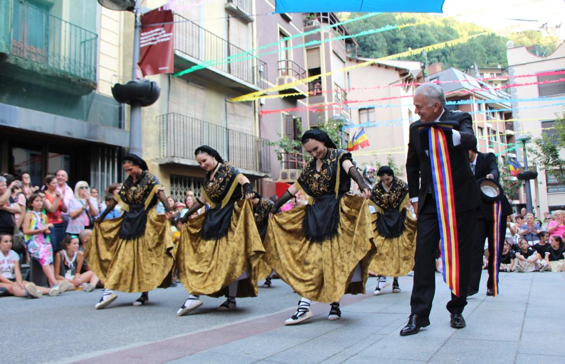 Tres aniversaris i un espectacle