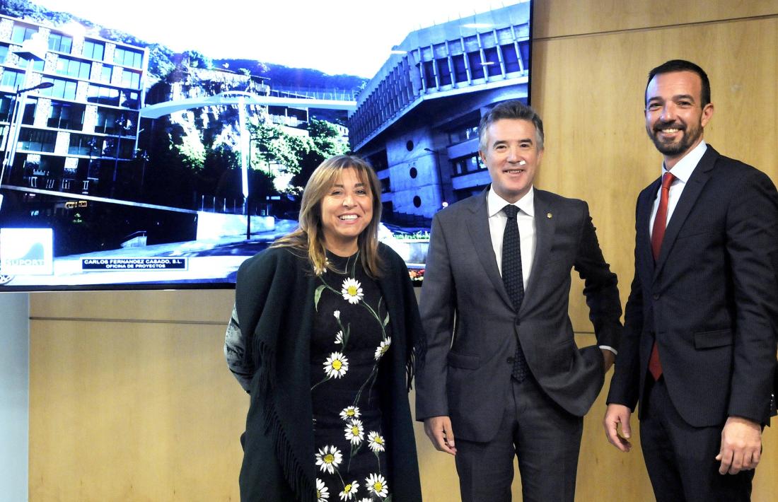 SFG/ La cònsol major d'Andorra la Vella, Conxita Marsol; el síndic general, Vicenç Mateu, i el ministre d'Ordenament Territorial, Jordi Torres