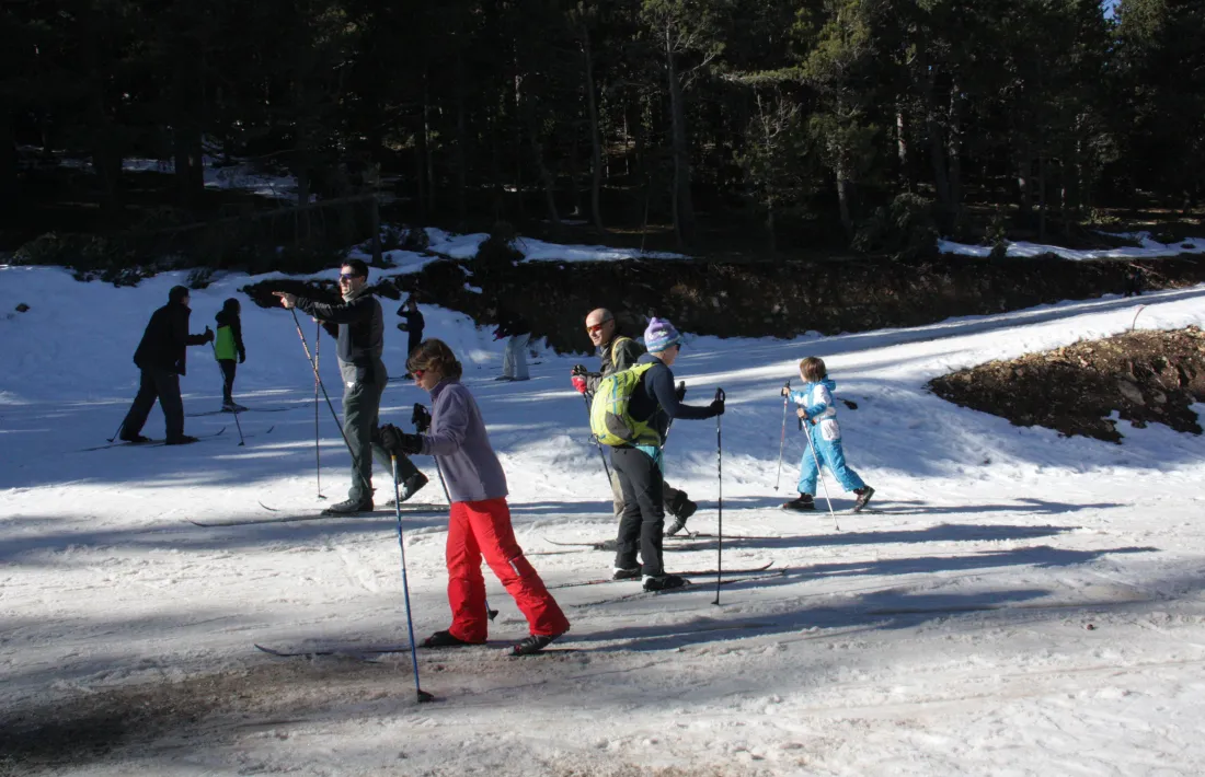 Esquiadors a l’estació de Tuixent-la Vansa durant aquest pont de la Puríssima.