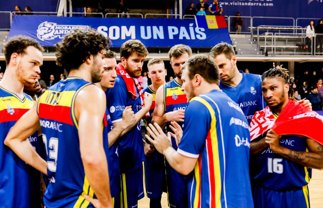 Shayne Whittington marxa al proper rival del BC MoraBanc, el Movistar Estudiantes