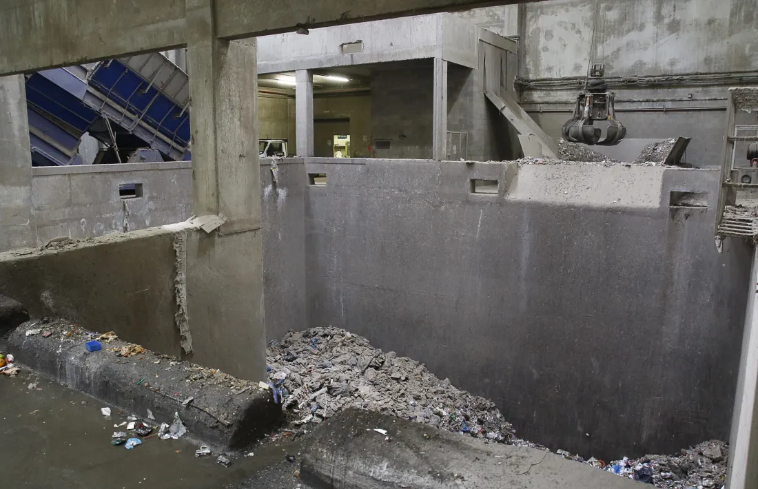 El Centre de Tractament de Residus de la Comella.