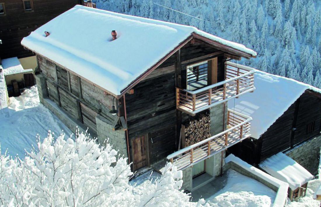 Borda a Commeire, un nucli de 100 habitants als Alps suïssos.