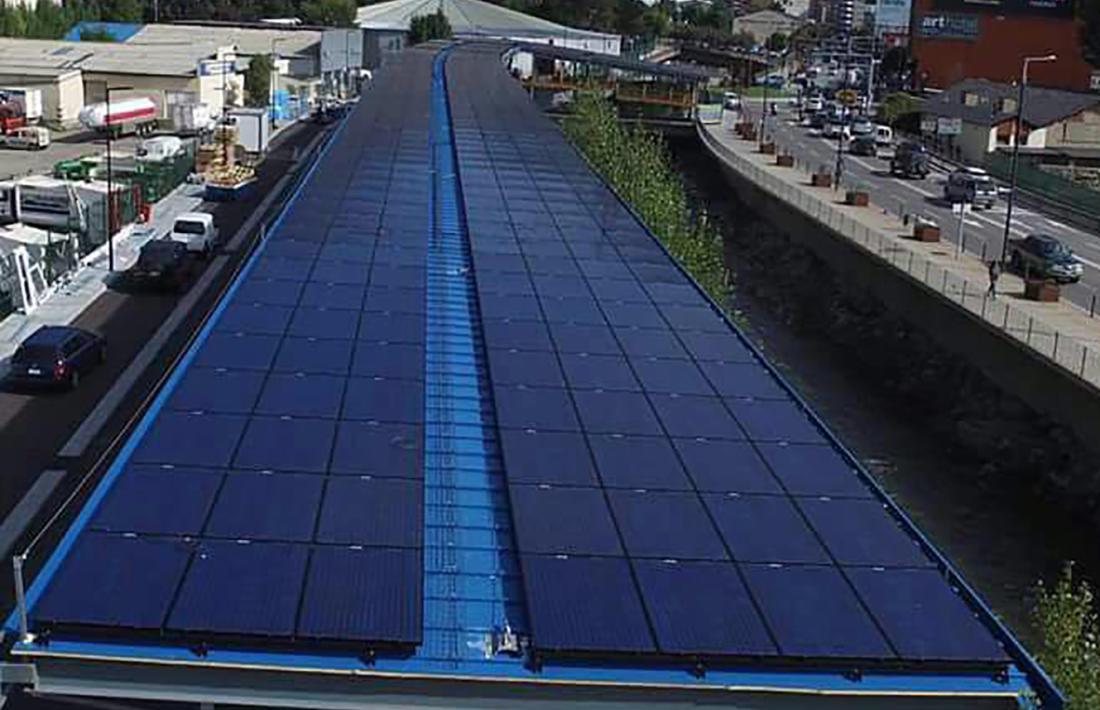 Instal·lació fotovoltaica a l'Estació Nacional d'Autobusos.