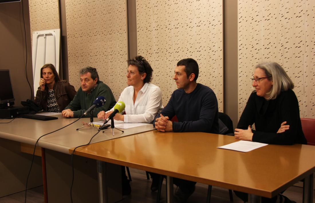 Asensio, Matarrodona i Núñez i membres de la junta del Sitca van comparèixer per valorar l’anul·lació de la rebaixa del GAdA, ahir.