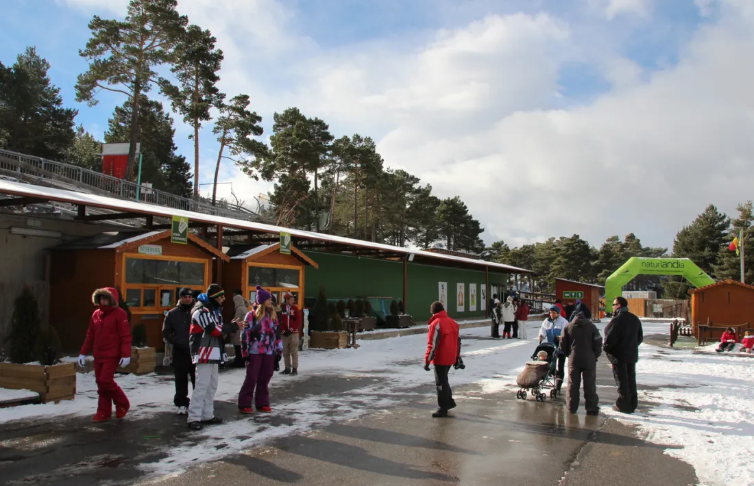 Visitants de Naturlandia a l'hivern.