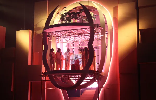 p._08_2_pre-estrena-diva_cirque_du_soleil_-_ana