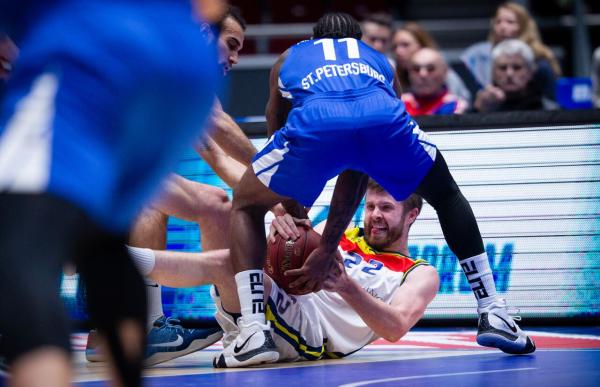 p._18_zenit_vs_morabanc
