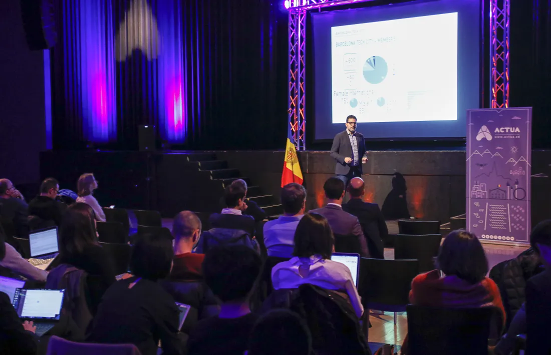 Experts de diferents parts del món van intervenir durant la jornada del primer Open Innovation Challenge for a Smart and Sustainable Andorra.