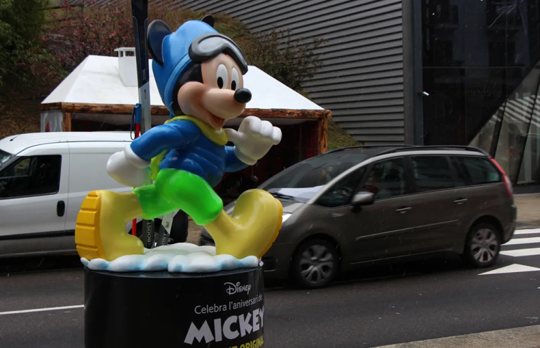 Mickey Mouse regna a The Shopping Mile