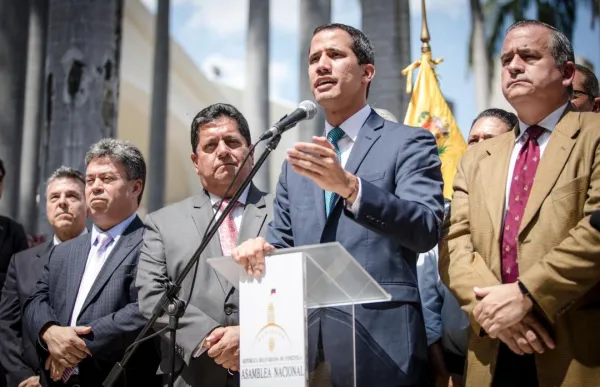 p._08_2_juan_guaido_-_jguaido