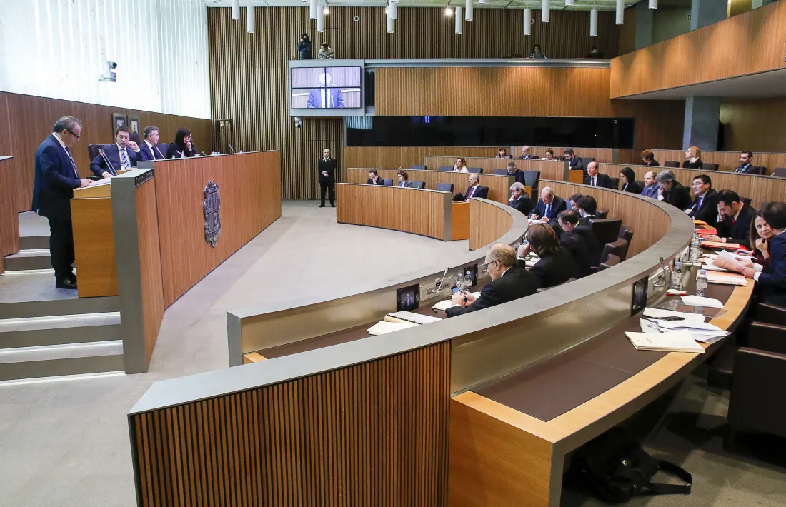 El conseller d’UL-ILM Joan Carles Camp va criticar que es faci una “petita reforma” i no s’abordi la sostenibilitat de la CASS.