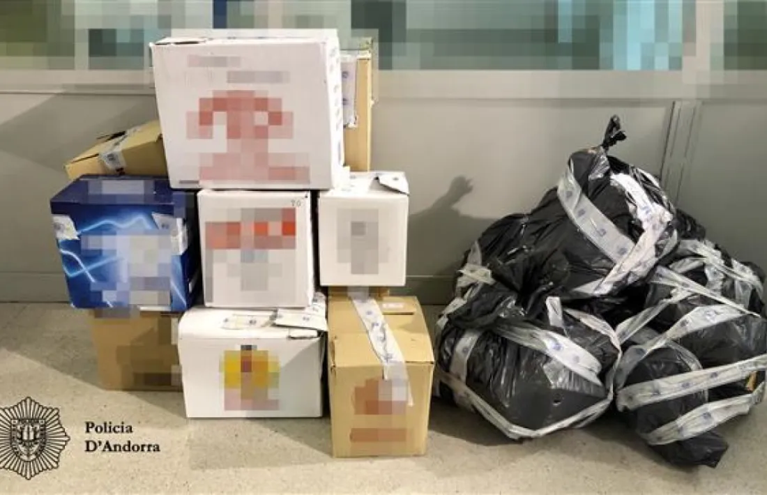 El material requisat la setmana passada a les tres persones detingudes.
