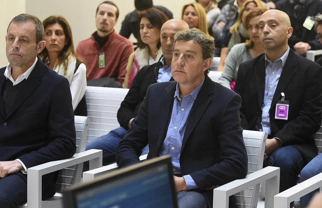 Sandro Rosell i Joan Besolí el primer dia del judici.