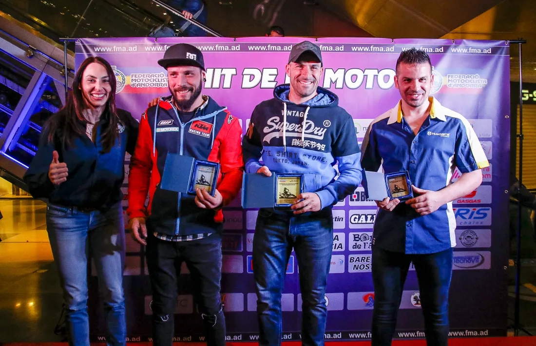 La Nit de la Moto ret tribut als pilots més destacats de l’any