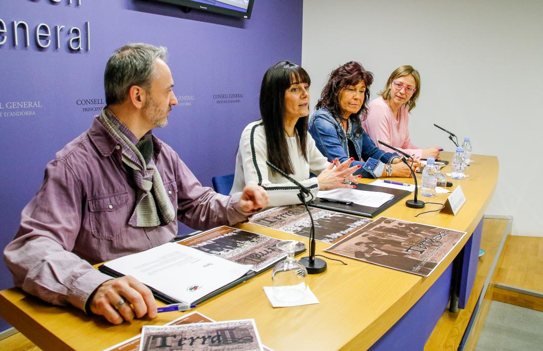 Bonell, acompanyada per Torra, Canals i Armengol, va presentar ahir els actes.