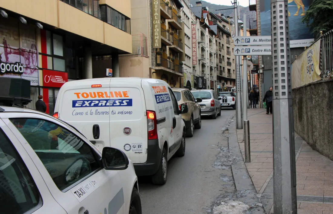 Cues a l'avinguda Príncep Benlloch.