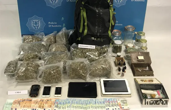 p._03_marihuana_-_policia_