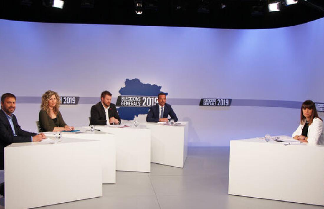 Els caps de llista d’Encamp, Comella, Martínez, Rios i Torres en el debat que va oferir ahir Andorra Televisió.