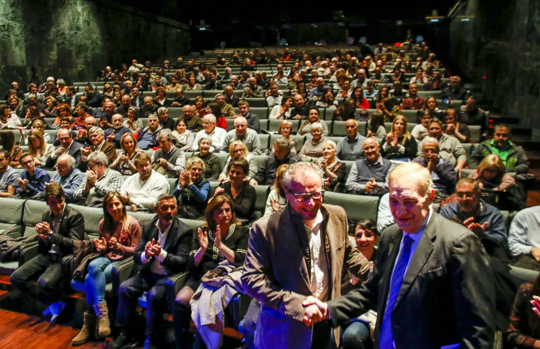 Terceravia va triar el Centre Cultural i de Congressos lauredià per fer el míting central de la campanya ahir a la nit.