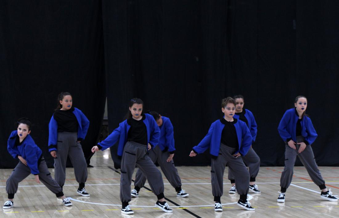 Un dels grups de dansa participants al concurs.