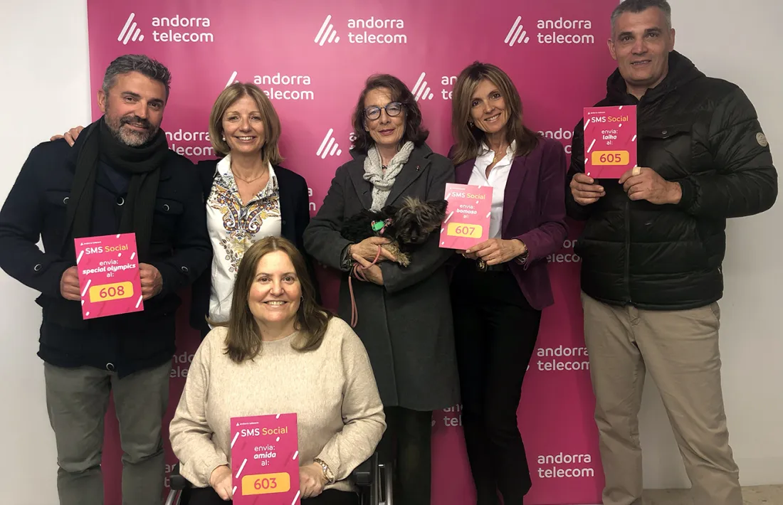 Els beneficiaris del projecte SMS Social.