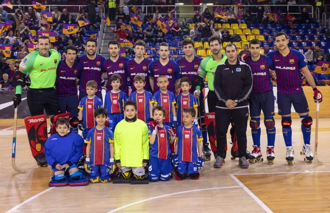 Els menuts de l’AHC, al Palau