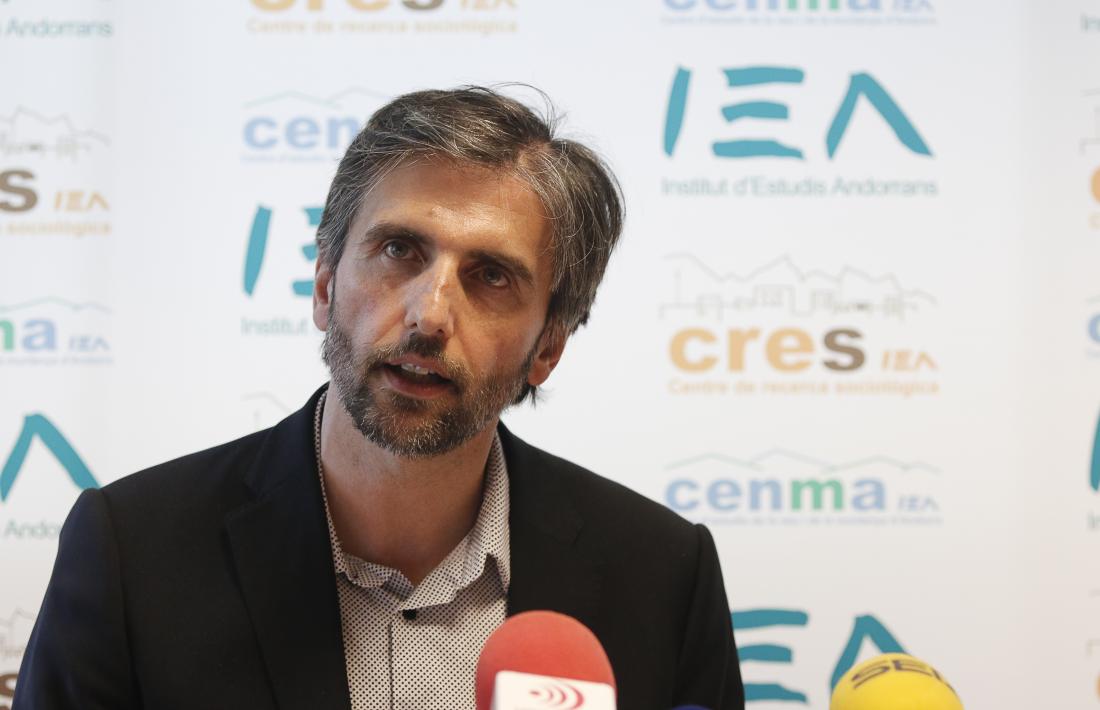 El director del CRES, Joan Micó, en una compareixença.