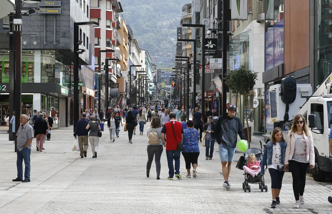 El sistema de protecció de les avingudes s’ubicarà a 20 punts Les avingudes Meritxell i Carlemany tindran aviat un sistema de seguretat.