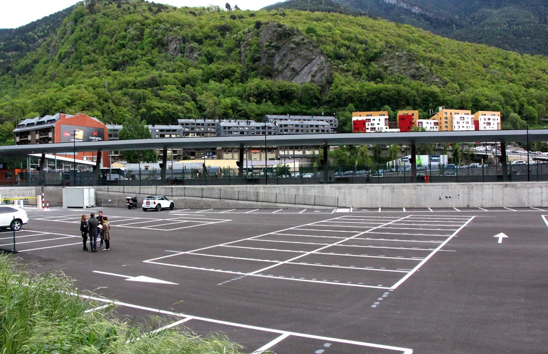 El nou aparcament al costat de l'Estació Nacional d'Autobusos.