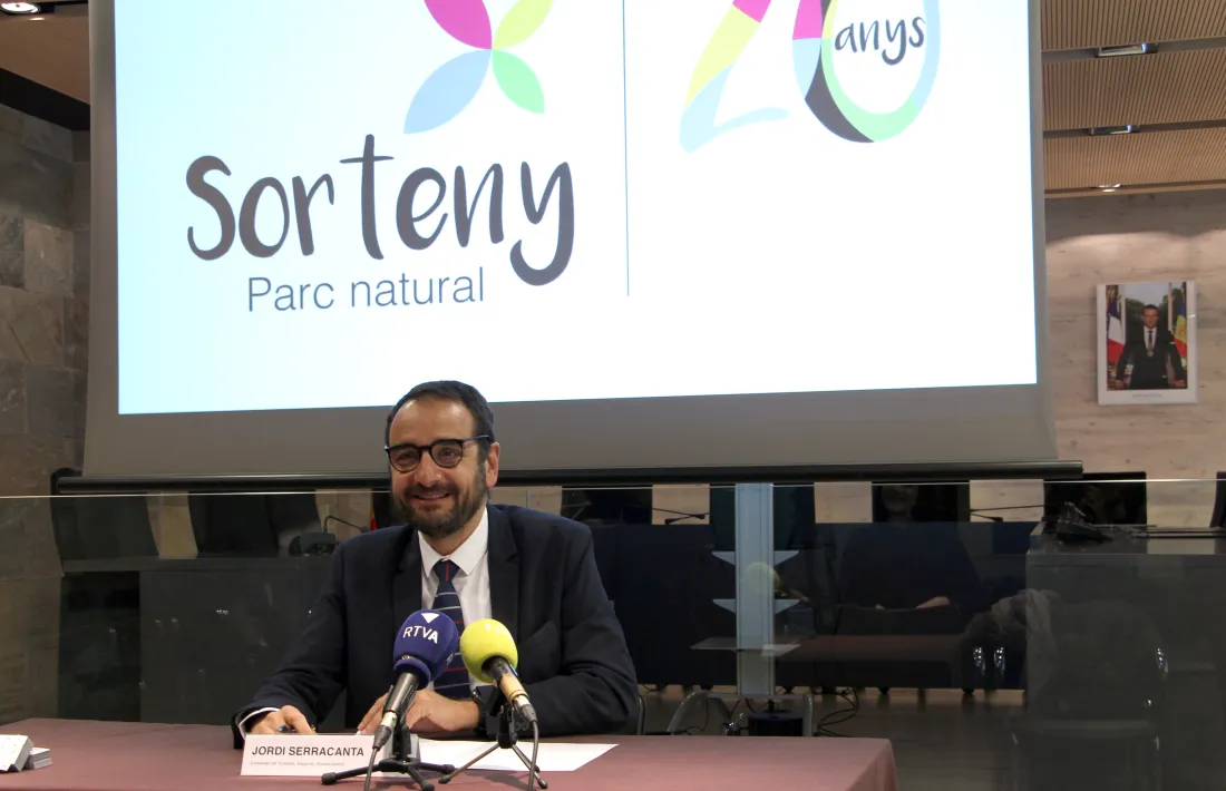 El conseller de Turisme, Esports i Dinamització del comú d'Ordino, Jordi Serracanta, presenta els actes previstos pel 20è aniversari del Parc natural de Sorteny.