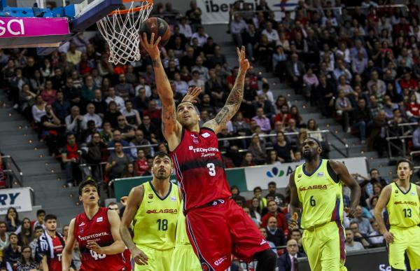 p._18_bona_firmar_acb_photo_-_e_casas