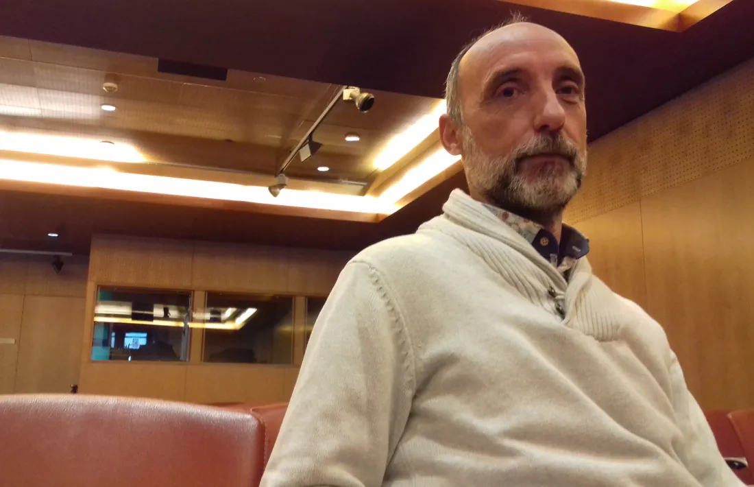 Ginestà ja es va endur el 2010 el Sant Carles Borromeu amb 'És estrany'; l'any passat hi va tornar amb '[I.Reals]'.