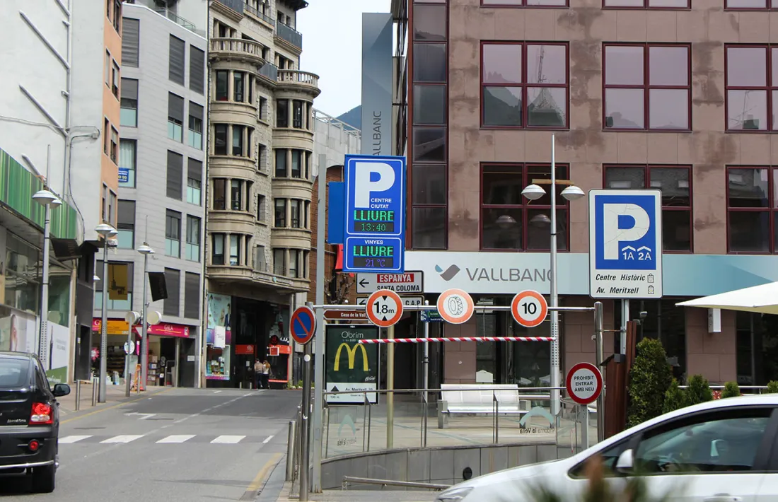 Andorra la Vella estrenarà a finals de maig el sistema per informar de les places d'aparcament disponibles