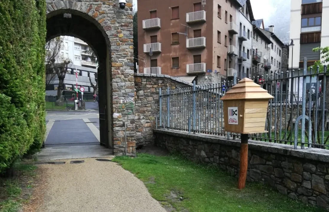 El passallibres que s'ha instal·lat a Encamp.