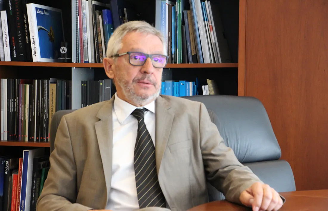 El director general de BancSabadell d'Andorra, Miquel Alabern, durant l'entrevista.