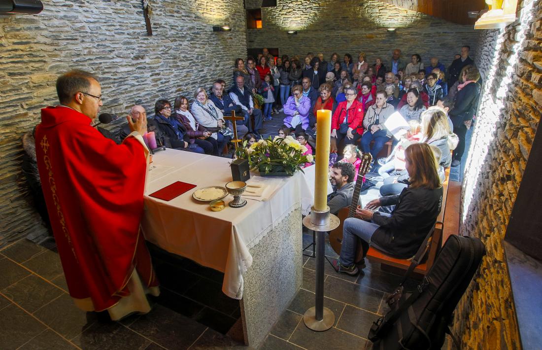 El bon temps va afavorir que més d’un centenar de persones acudissin a la cita.