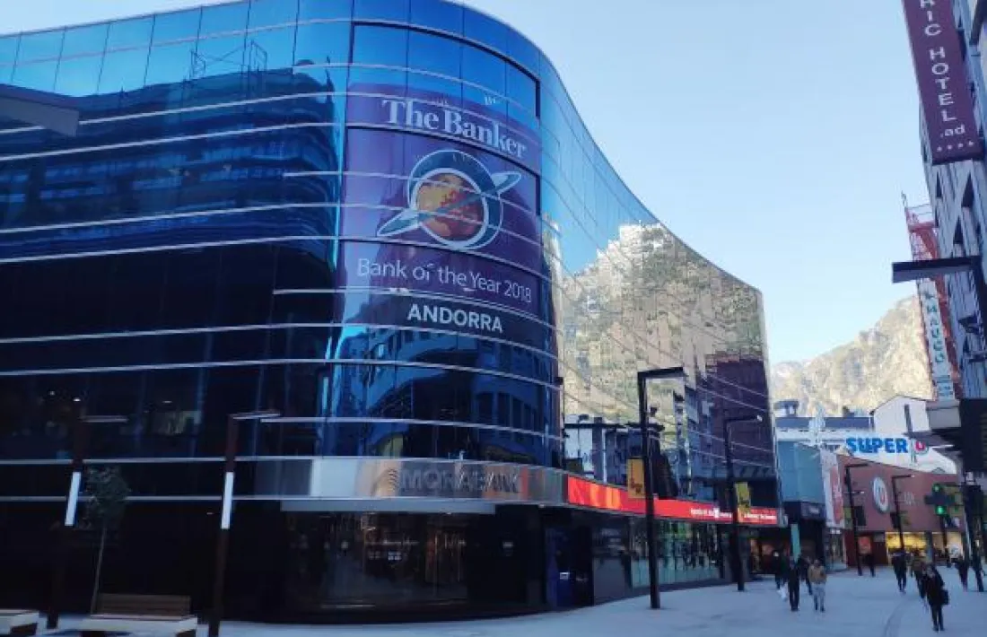 La seu central de MoraBanc.