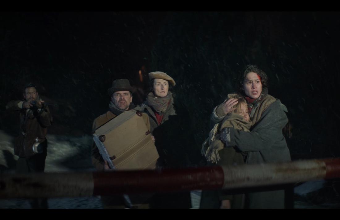 Els fugitius de ‘Le Blizzard’ arriben a la duana francoandorrana, vigilats per Isak Férriz.