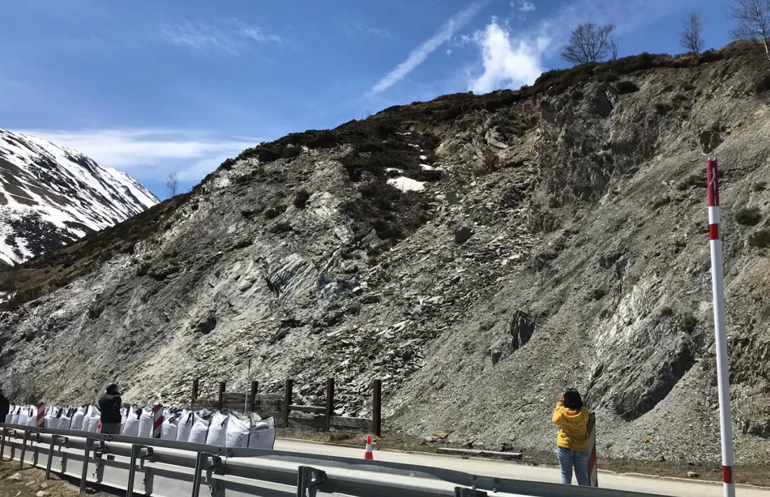 L’esllavissada que va tenir lloc a la carretera RN-22, a la zona del pont de la Mina.